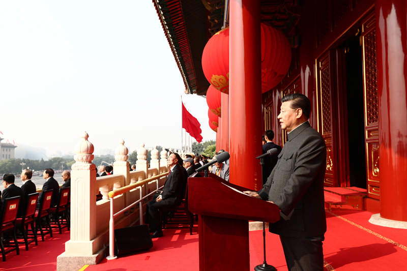 10月1日上午，慶祝中華人民共和國(guó)成立70周年大會(huì)在北京天安門廣場(chǎng)隆重舉行。中共中央總書記、國(guó)家主席、中央軍委主席習(xí)近平發(fā)表重要講話。